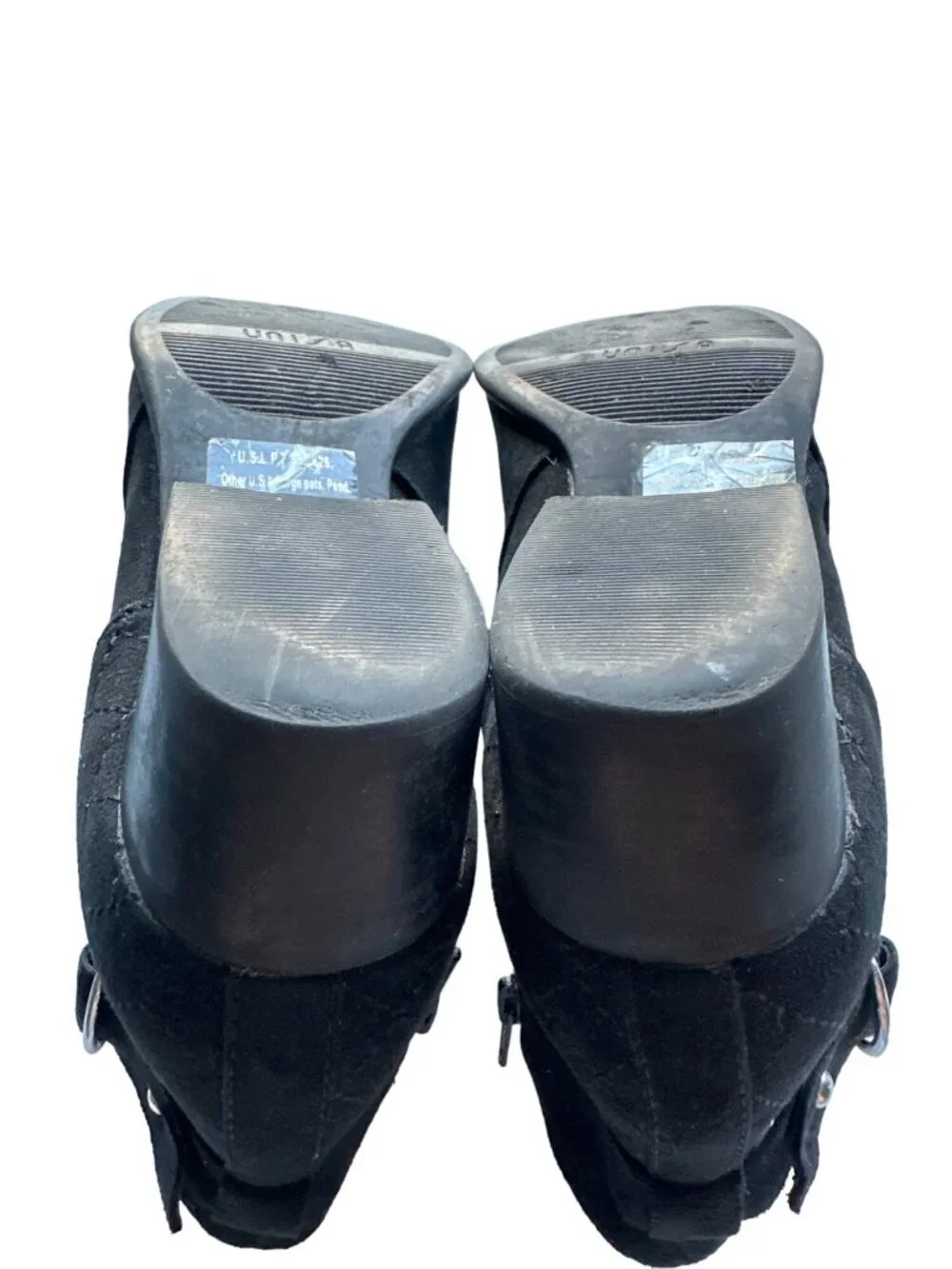 Unisa Black Ankle Bootie Faux Suede Side Zip Silver Hardware Size 7.5